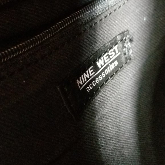 Nine west vintage zp back , side pocket zip and front clasp button main image 7